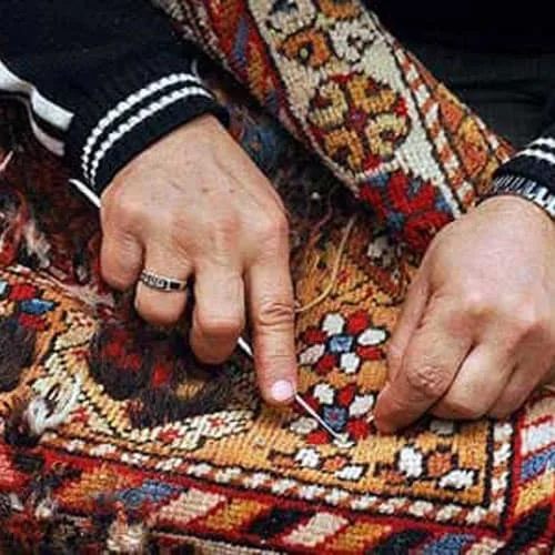 The Differences Between Handmade and Machine Made Rugs